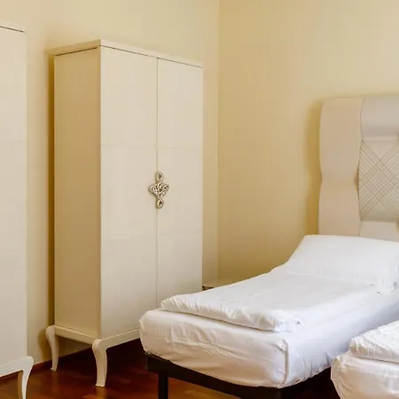 Guidi 10 Emma Milano Marittima