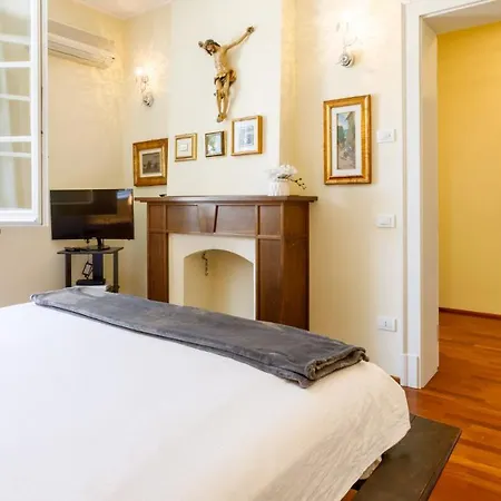 Guidi 10 Emma فيلة ميلانو ماريتيما