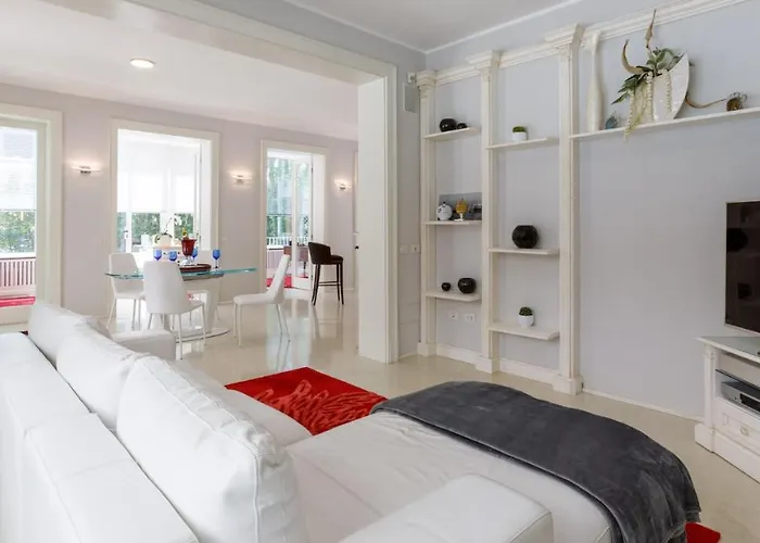 Guidi 10 Emma فيلة *